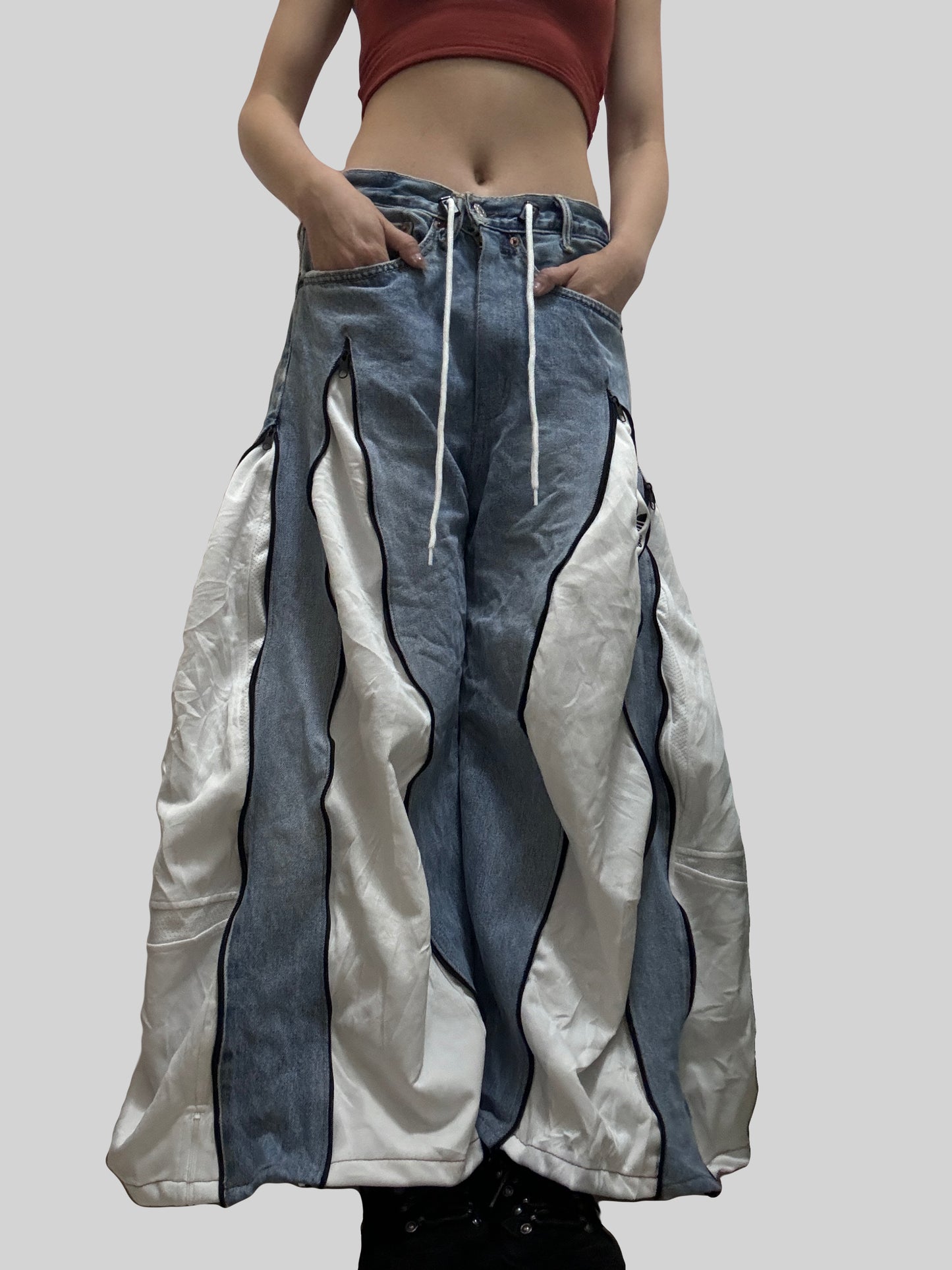 小個子版本: White Adidas Sweatpants X Levi’s Jeans Remade #53