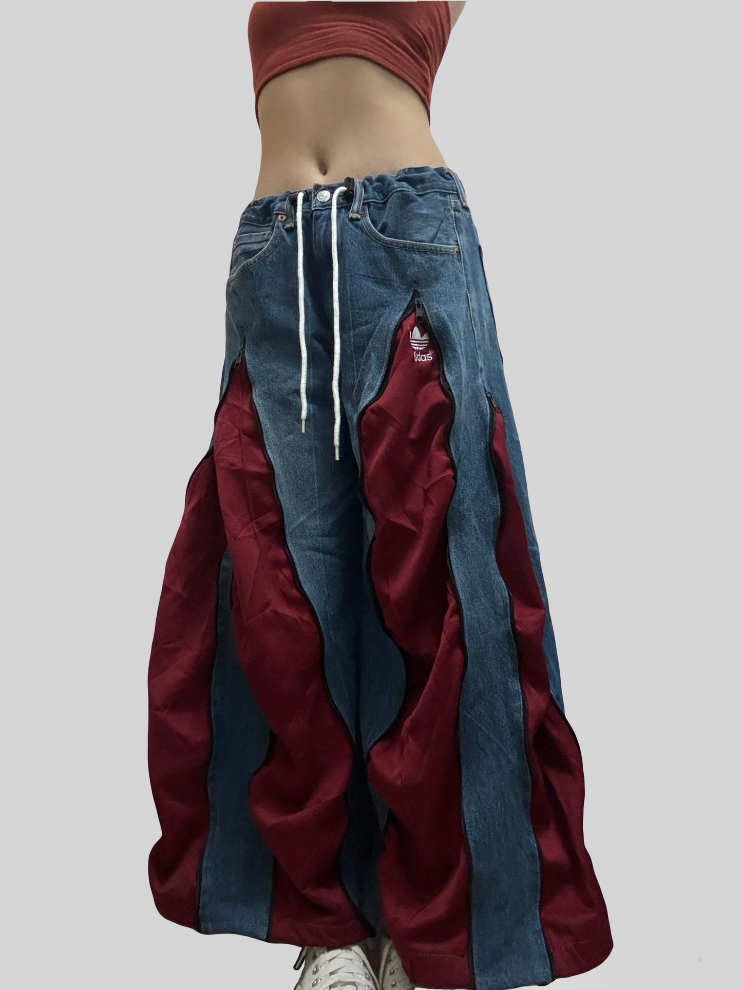 小個子版本: Red Adidas Sweatpants X Levi’s Jeans Remade #66