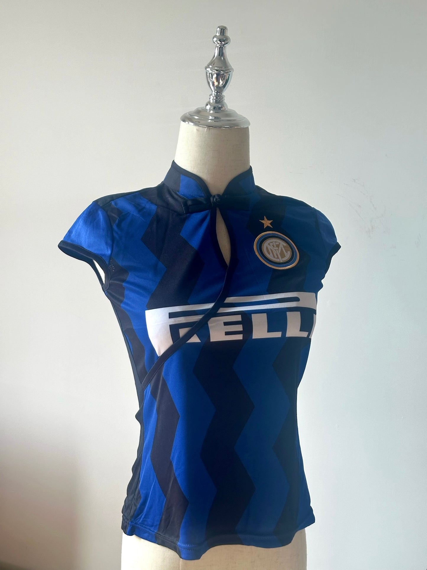 Inter Milan Inspired Remake Jersey Top 🖤💙 (微瑕疵品)