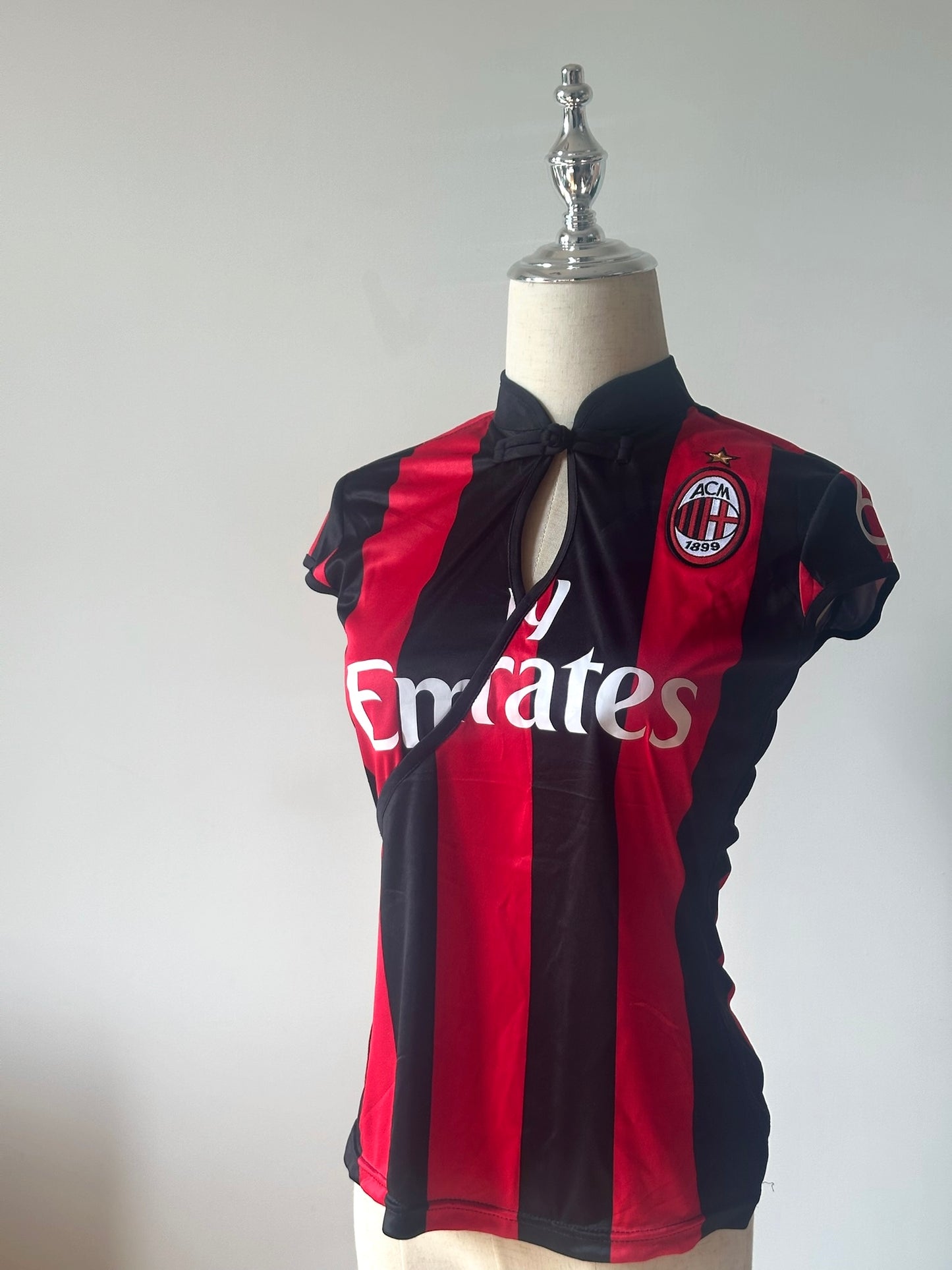 AC Milan Inspired Remake Jersey Top 🖤❤️